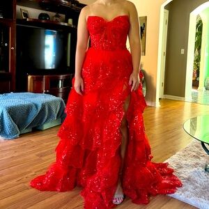 Red Sleeveless Formal Dress